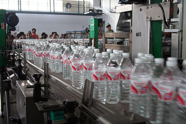 哇哈哈礦泉水生產(chǎn)線 哇哈哈礦泉水生產(chǎn)線