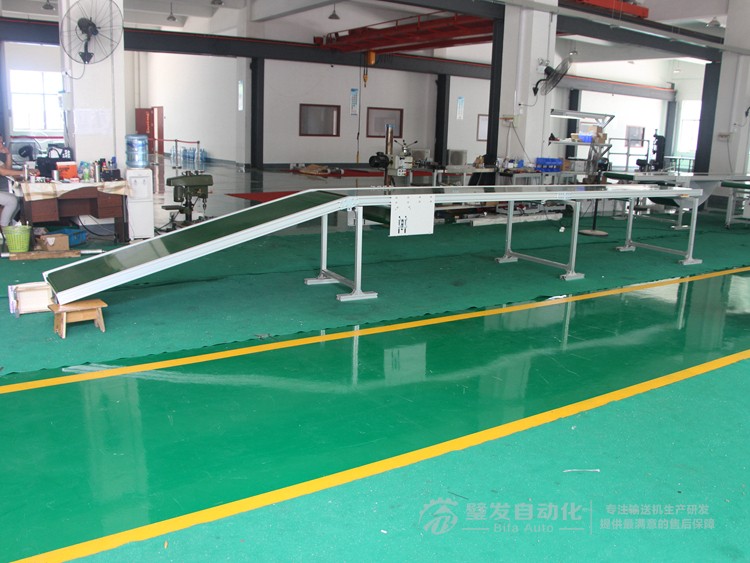 大線結構帶長平臺皮帶輸送機