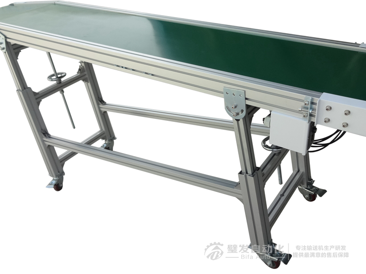 機械手配套帶平臺斜坡輸送線