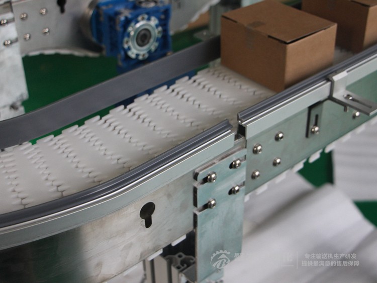 環(huán)形轉(zhuǎn)彎塑料鏈板線